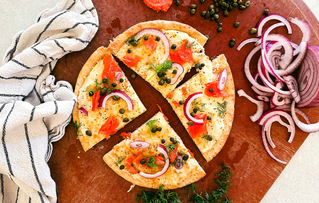 Everything Bagel White Pizza