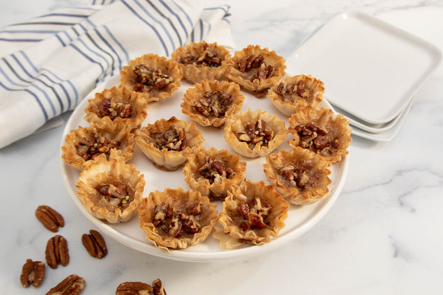 Hungry Girl's Healthy Crispy Pecan Pie Bites Recipe