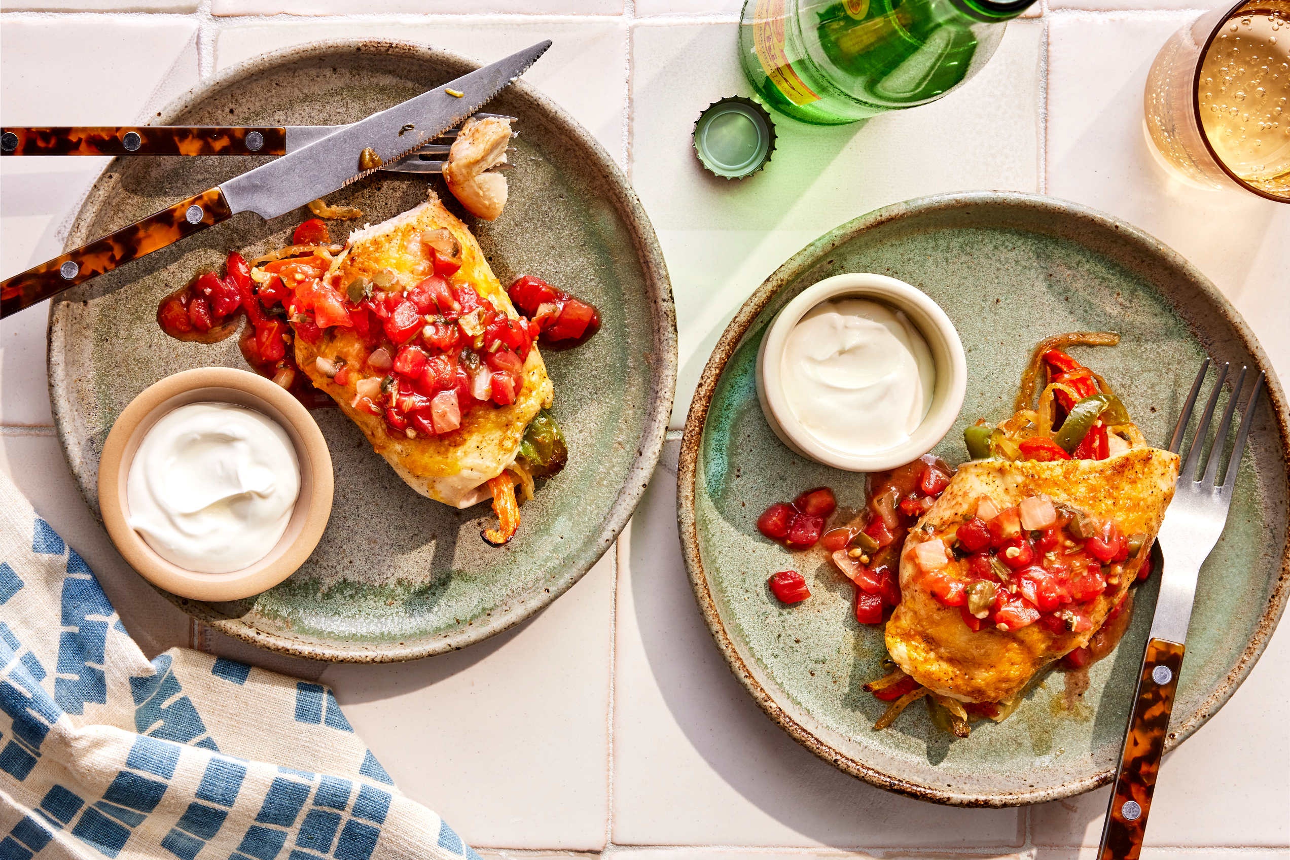 Fajita-Stuffed Chicken | Hungry Girl