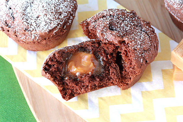 Ooey-Gooey Chocolate Caramel Muffins | Hungry Girl
