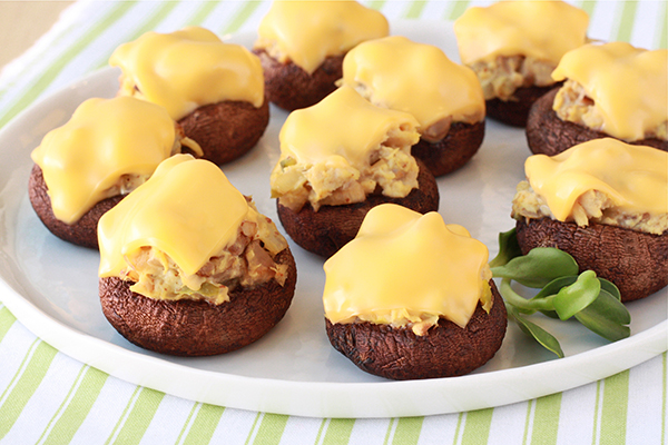 Tuna Melt Stuffed Mushrooms | Hungry Girl