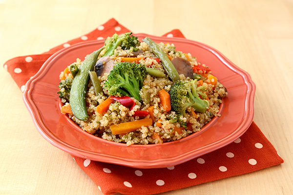 Veggie-Loaded Quinoa Stir-Fry | Hungry Girl