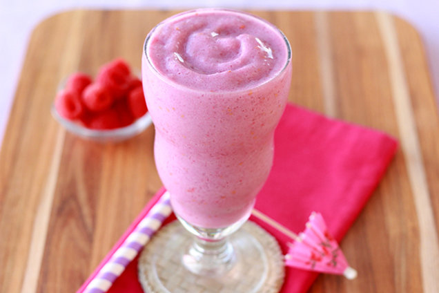 Hungry Girl's Healthy Virgin Raspberry Piña Colada Recipe