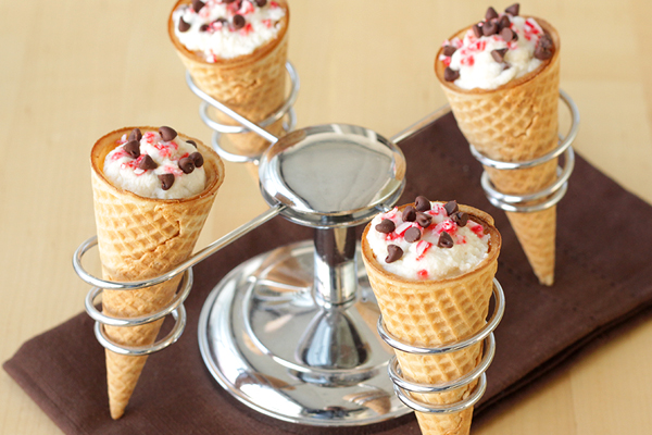 Candy Cane Cannoli Cones | Hungry Girl