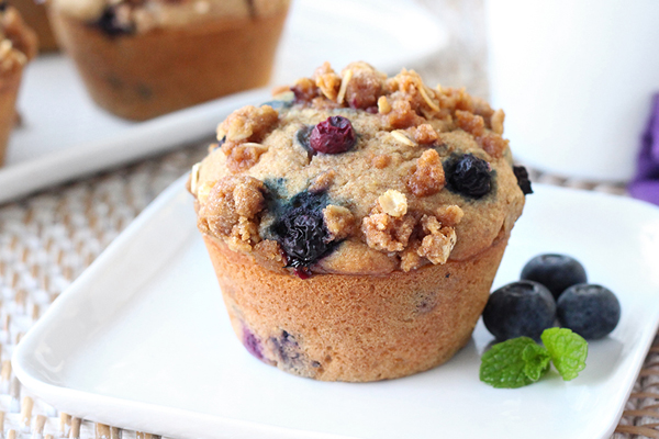 Blueberry Streusel Muffins | Hungry Girl