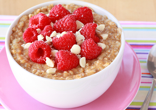 Raspberry White Chocolate Growing Oatmeal | Hungry Girl