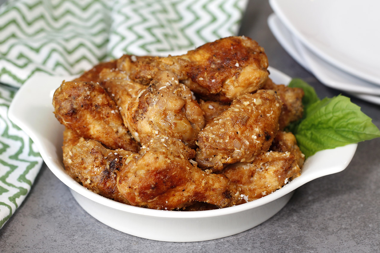 Hungry Girl’s Great Garlic Parmesan Wings | Hungry Girl