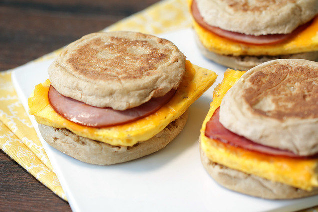 Hungry Girl's Healthy Easy Freezy Breakfast Sandwiches Recipe