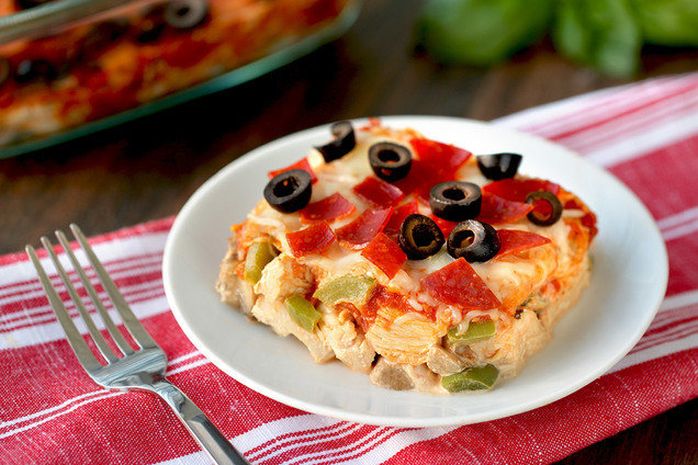 Hungry Girl's Healthy Pizza-fied Chicken Casserole Recipe