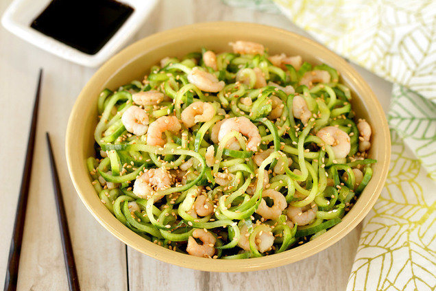 Hungry Girl's Healthy Spiralized Shrimp Sunomono Salad Recipe