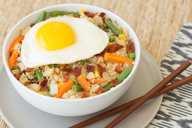 Hungry Girl's Healthy Cauliflower Fried Rice Breakfast Bowl Recipe