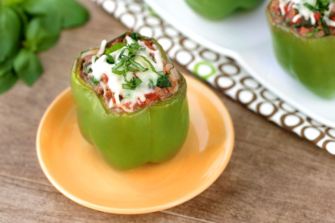 Mangia Lasagna Stuffed Peppers | Hungry Girl