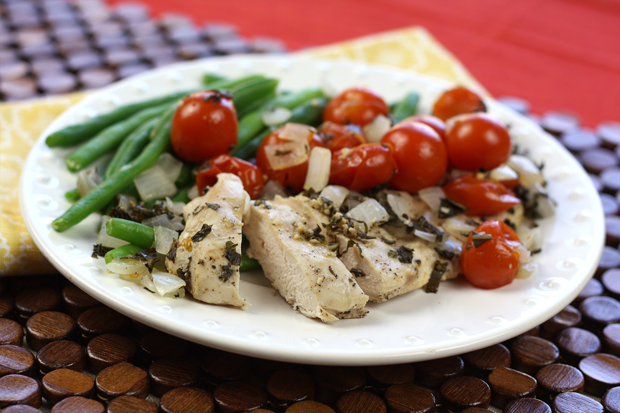 Herbed-Up Spring Chicken Packet | Hungry Girl