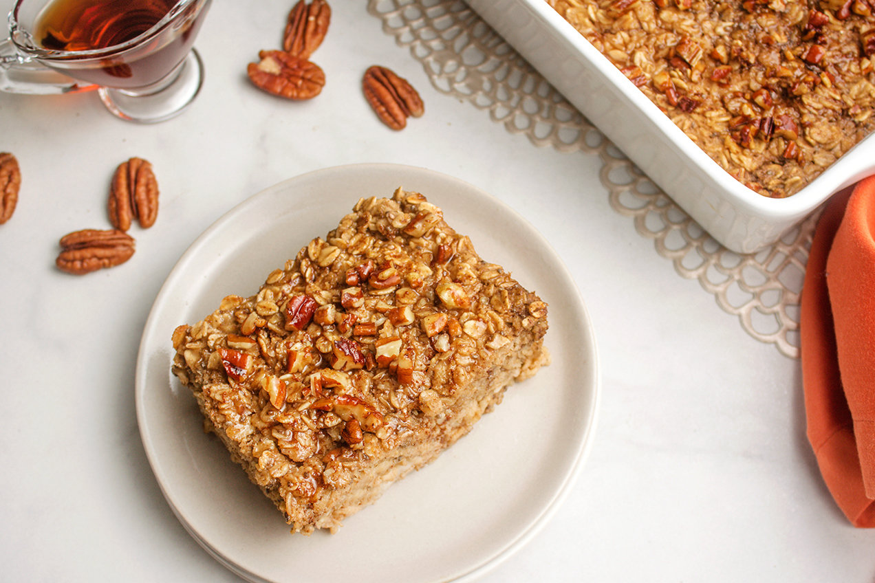 Pecan Pie Oatmeal Bake-image