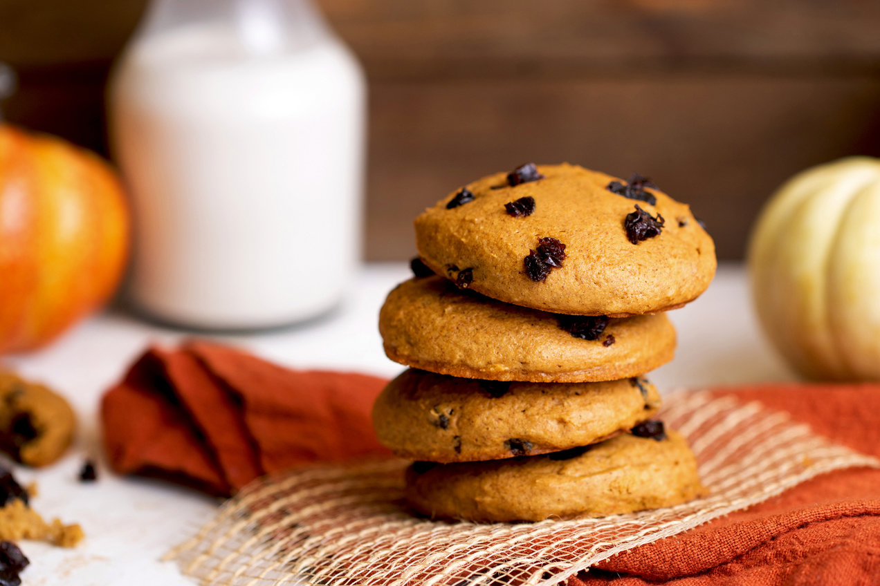 Easy Pumpkin Recipes Flourless Pumpkin Pancakes & Pumpkin Spice Cake Cookies Hungry Girl