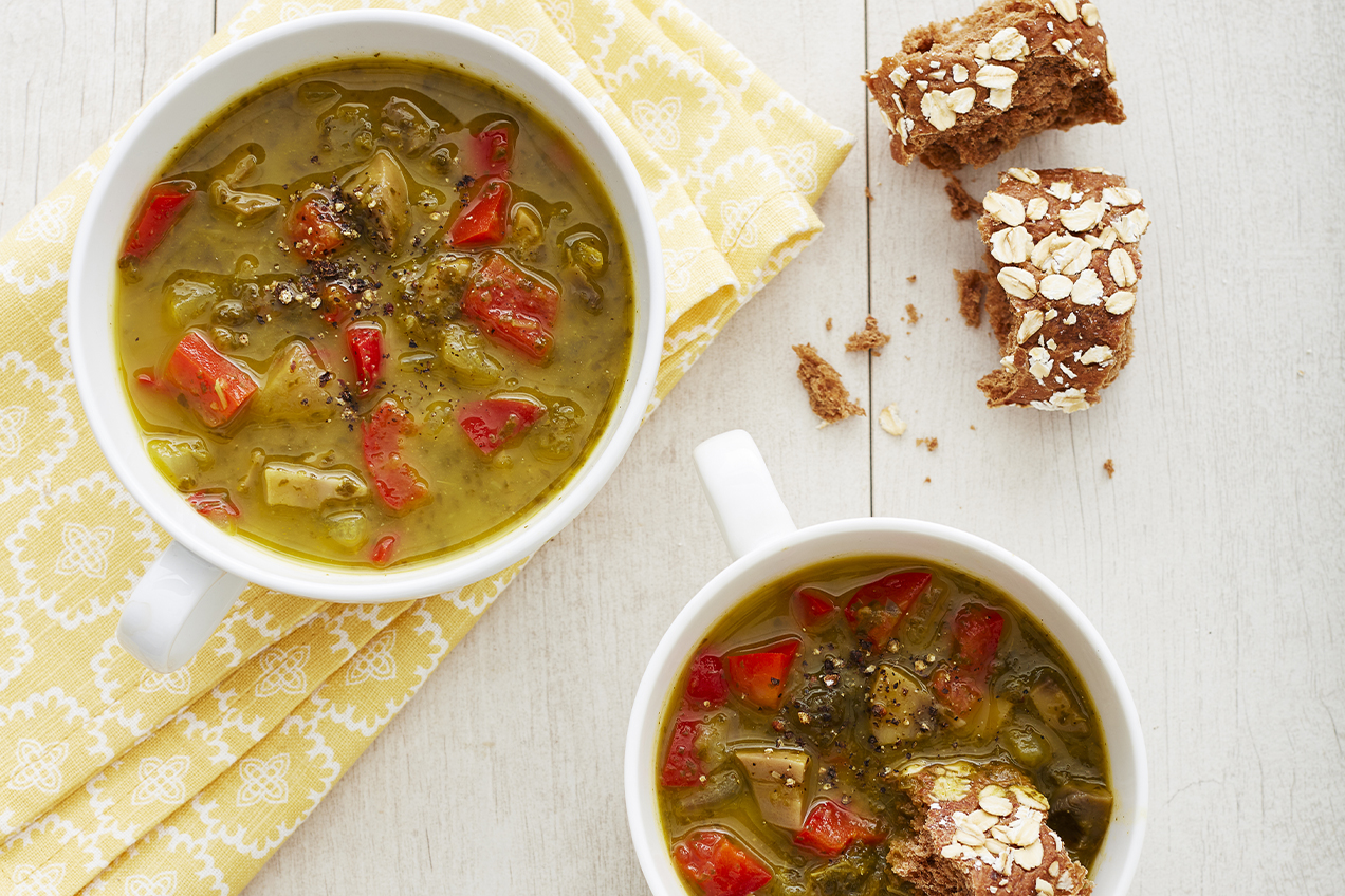 Butternut 'n Kale Soup | Hungry Girl