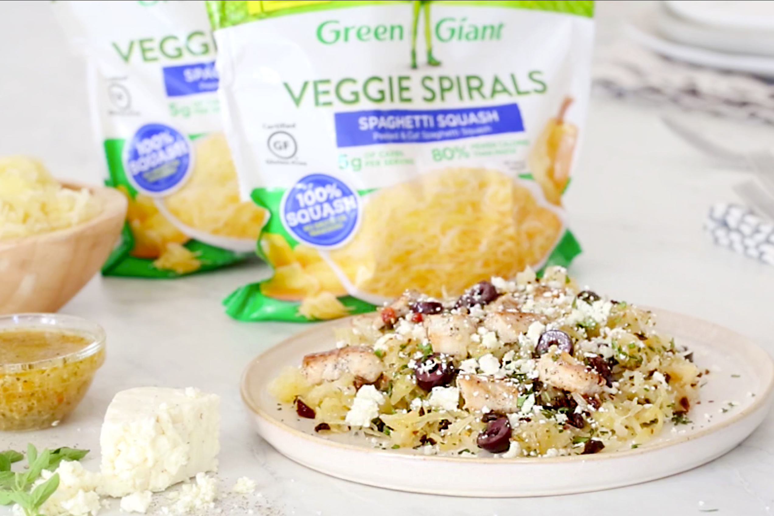 Great Greek Spaghetti Squash | Hungry Girl