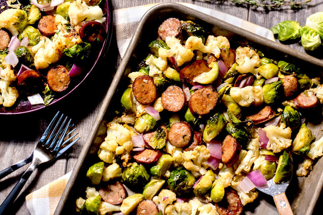 Hungry Girl's Healthy Sheet-Pan Chicken Sausage & Garlic Veggies Recipe