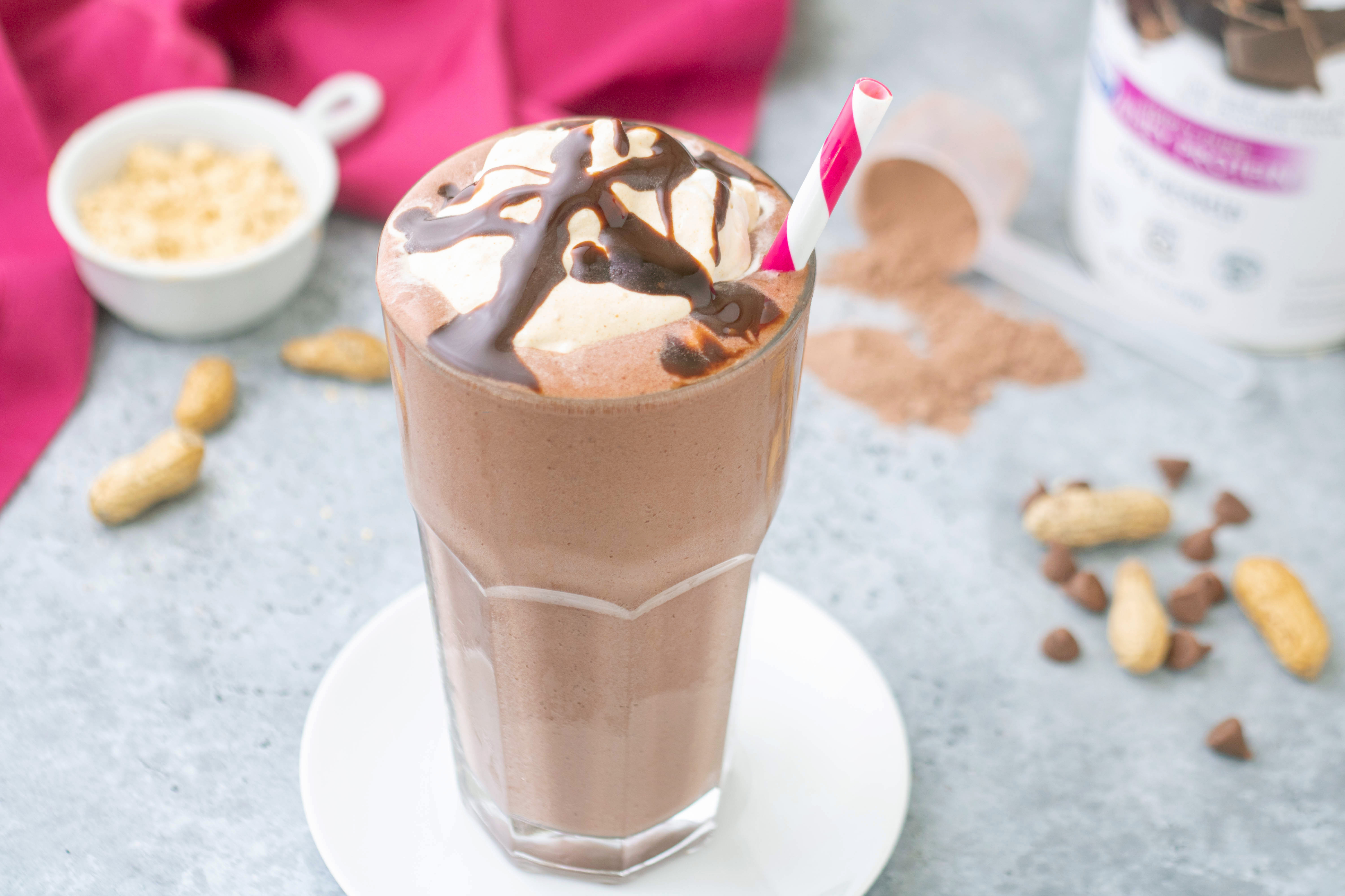 Peanut Butter Cup Protein Freeze | Hungry Girl