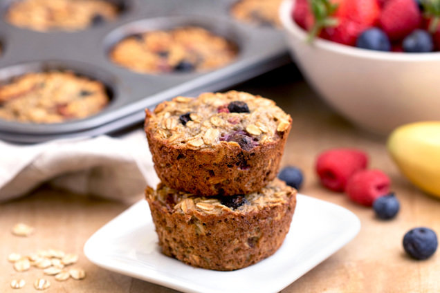 Hungry Girl's Healthy Banana Berry Oatmeal Muffins Recipe