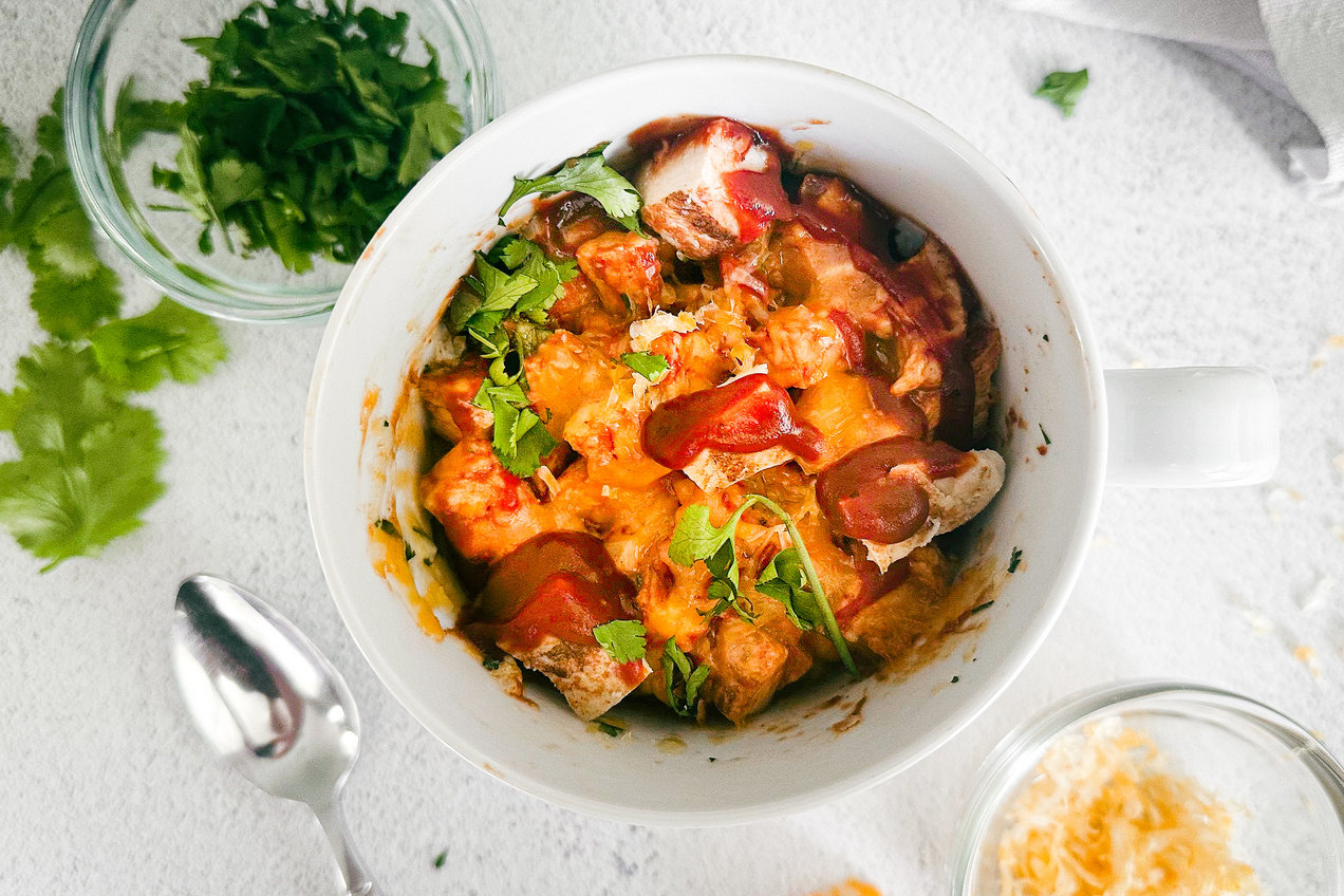 Microwave BBQ Chicken & Cauliflower Rice Mug Recipe | Hungry Girl