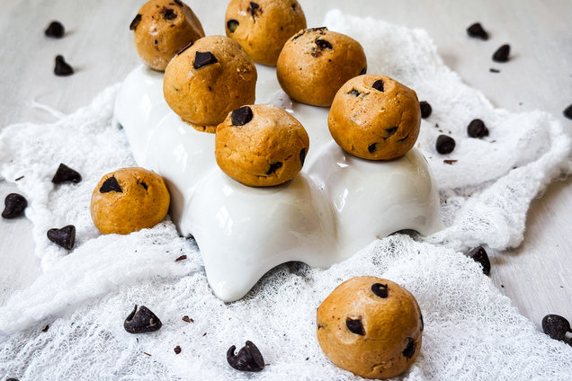 Hungry Girl Healthy PB Protein Cookie Dough Balls Recipe