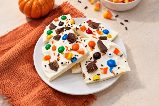 Hungry Girl Healthy Halloween Fro-Yo Bark Recipe