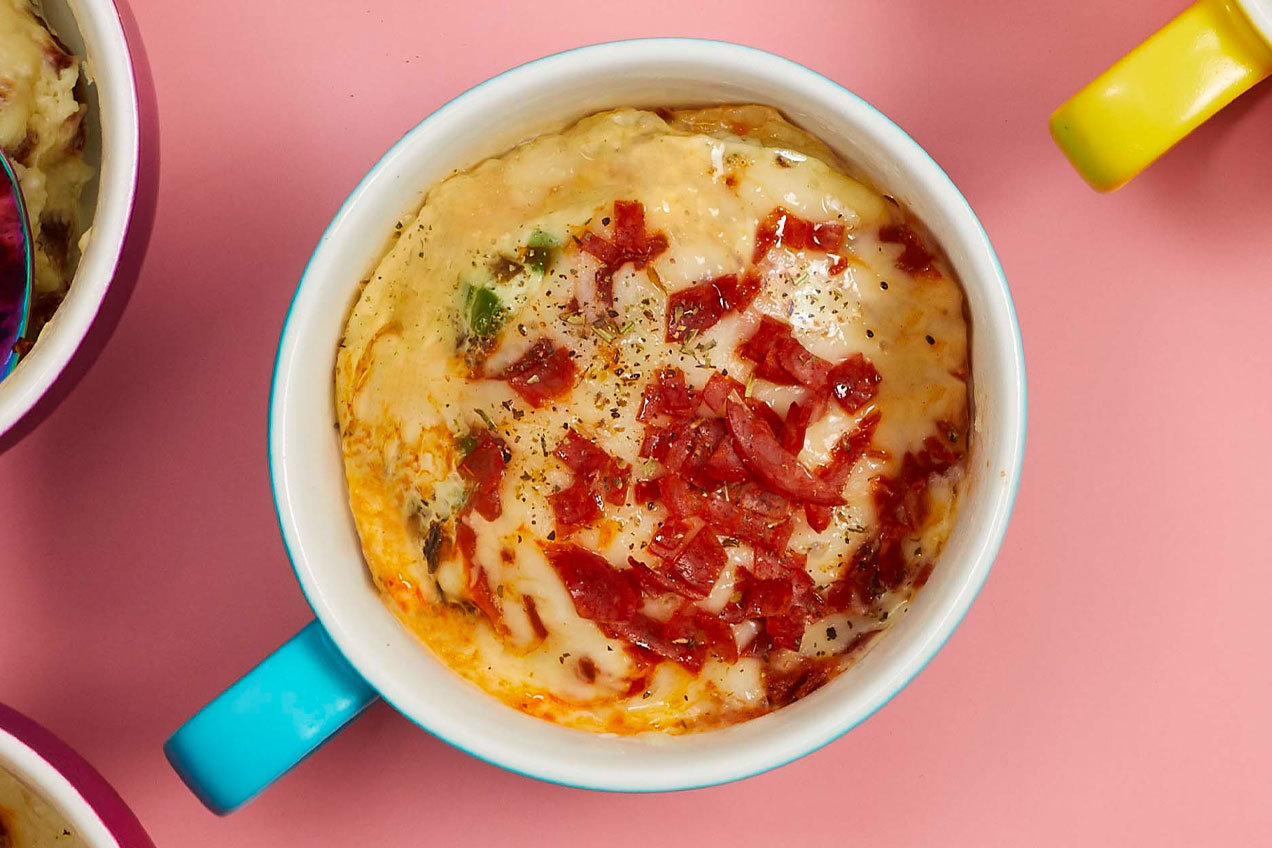 Pizza! Pizza! Egg Mug-image